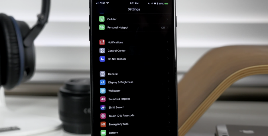 Dark Mode στο iOS 11